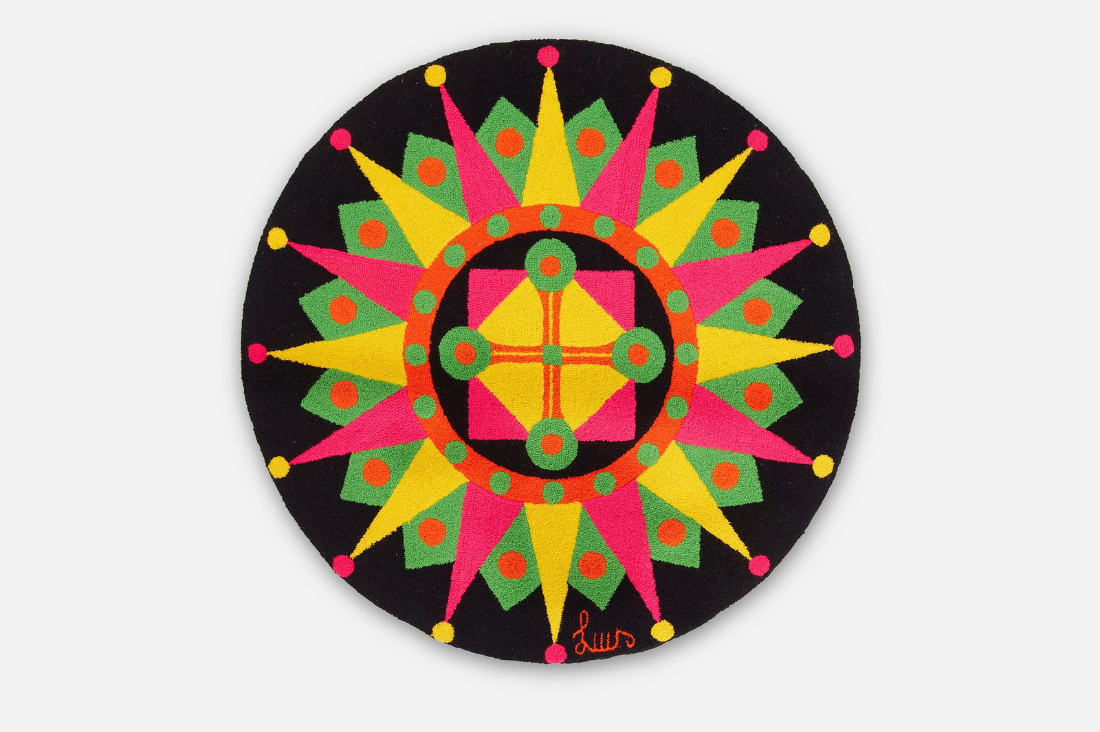 LUIS MONTIEL, ROUND TAPESTRY LUIS