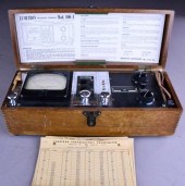 LUMETRON COLORIMETER MODEL 400
