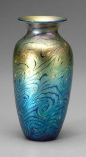 Lundberg art glass vase, Van G
