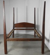 LUNENBERG FOUR-POSTER BEDA Lun