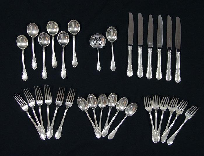 LUNT MODERN VICTORIAN STERLING