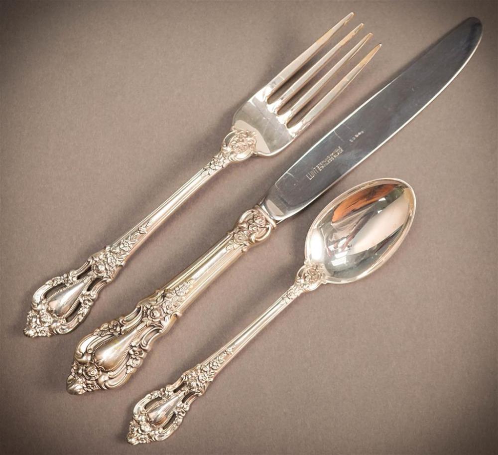 LUNT SILVERSMITHS STERLING FLAT