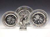 LUSTRE FIGURE AND 3 PLATESA 19