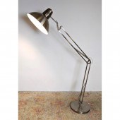 Luxo style Adjustable Arm Floo