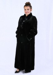 LUXURIOUS BLACK SHEARED BEAVER