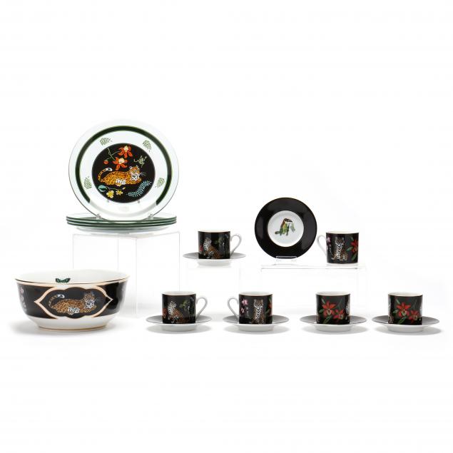 LYNN CHASE ASSORTED TABLEWARE, (17)