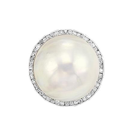 MabÃ© Pearl and Diamond Ring 	 