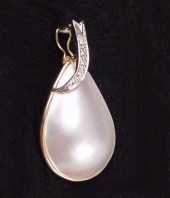 MABE' PEARL AND DIAMOND ENHANC