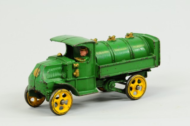 MACK GASOLINE TRUCK Hubley cast