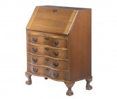 MADDOX FURNITURE SLANT LID DES