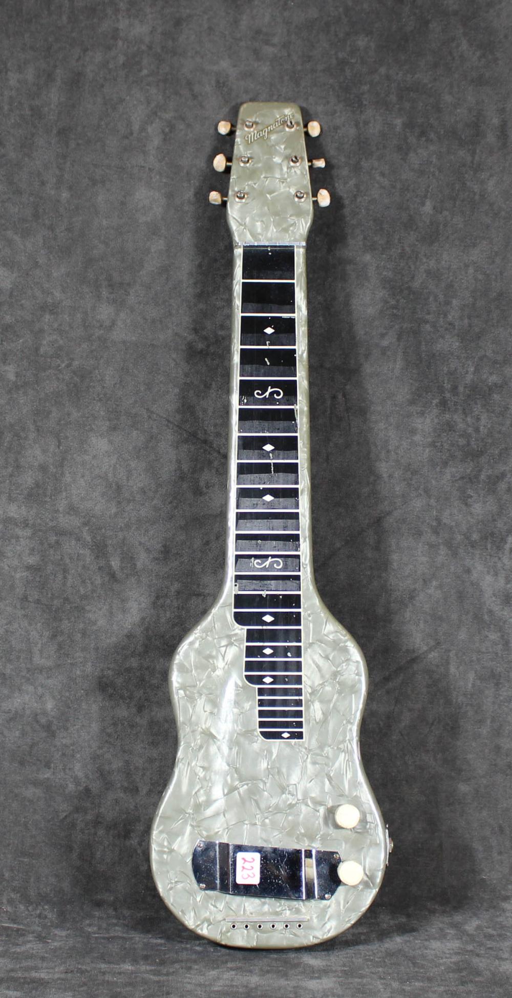 MAGNATONE LAP STEEL GUITARMAGNATONE