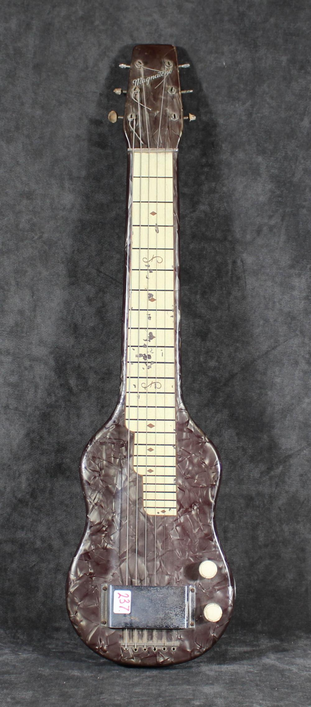 MAGNATONE LAP STEEL GUITARMAGNATONE