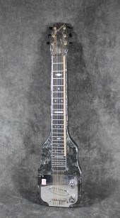 MAGNATONE MODEL G-70 LAP STEEL