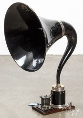 MAGNAVOX RADIO SPEAKER, 31" H.