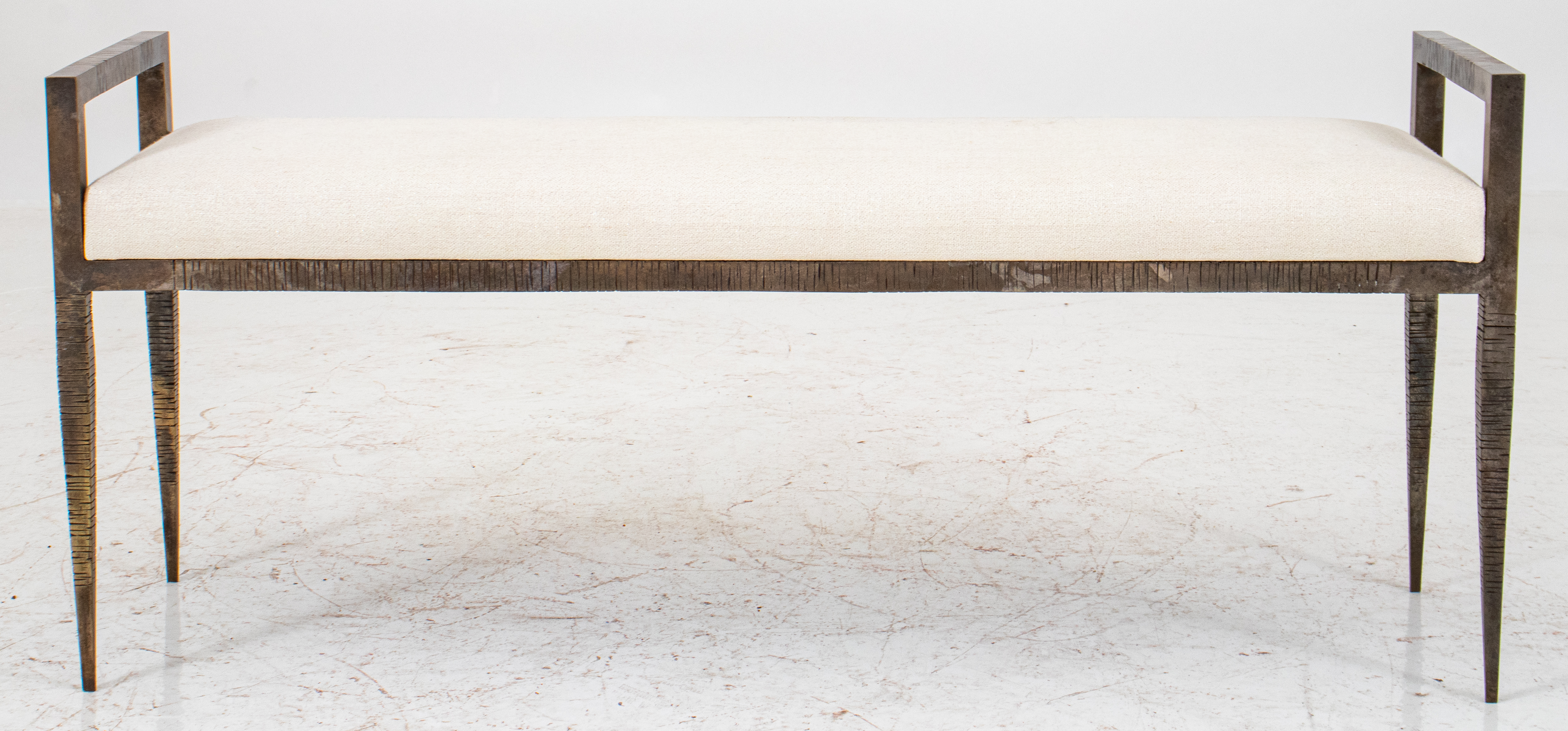 MAGNI DESIGN UPHOLSTERED BRONZE