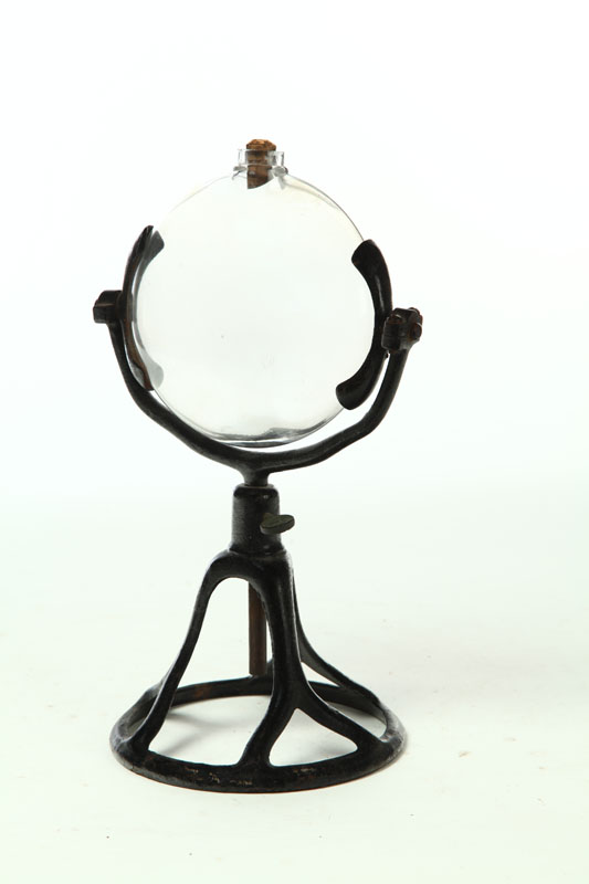 MAGNIFIER.  Probably American 