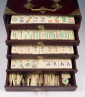 MAH JONG GAME SET AND BOX: For