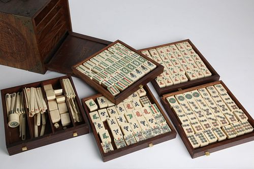 MAH JONG SET IN EXOTIC HARDWOOD