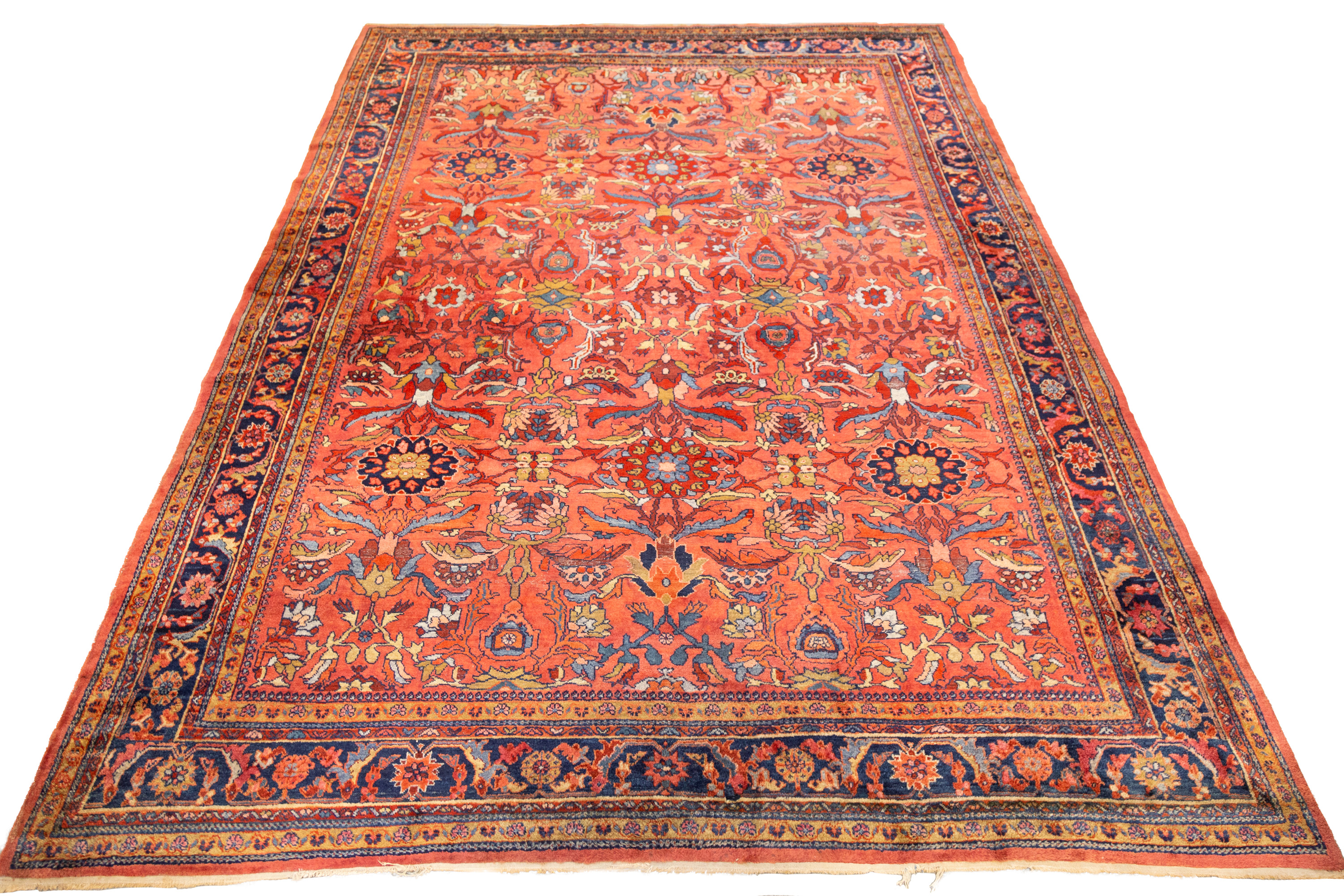 MAHAL ORIENTAL RUG Early 20th