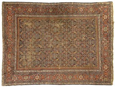 Mahal rug, repeating geometric