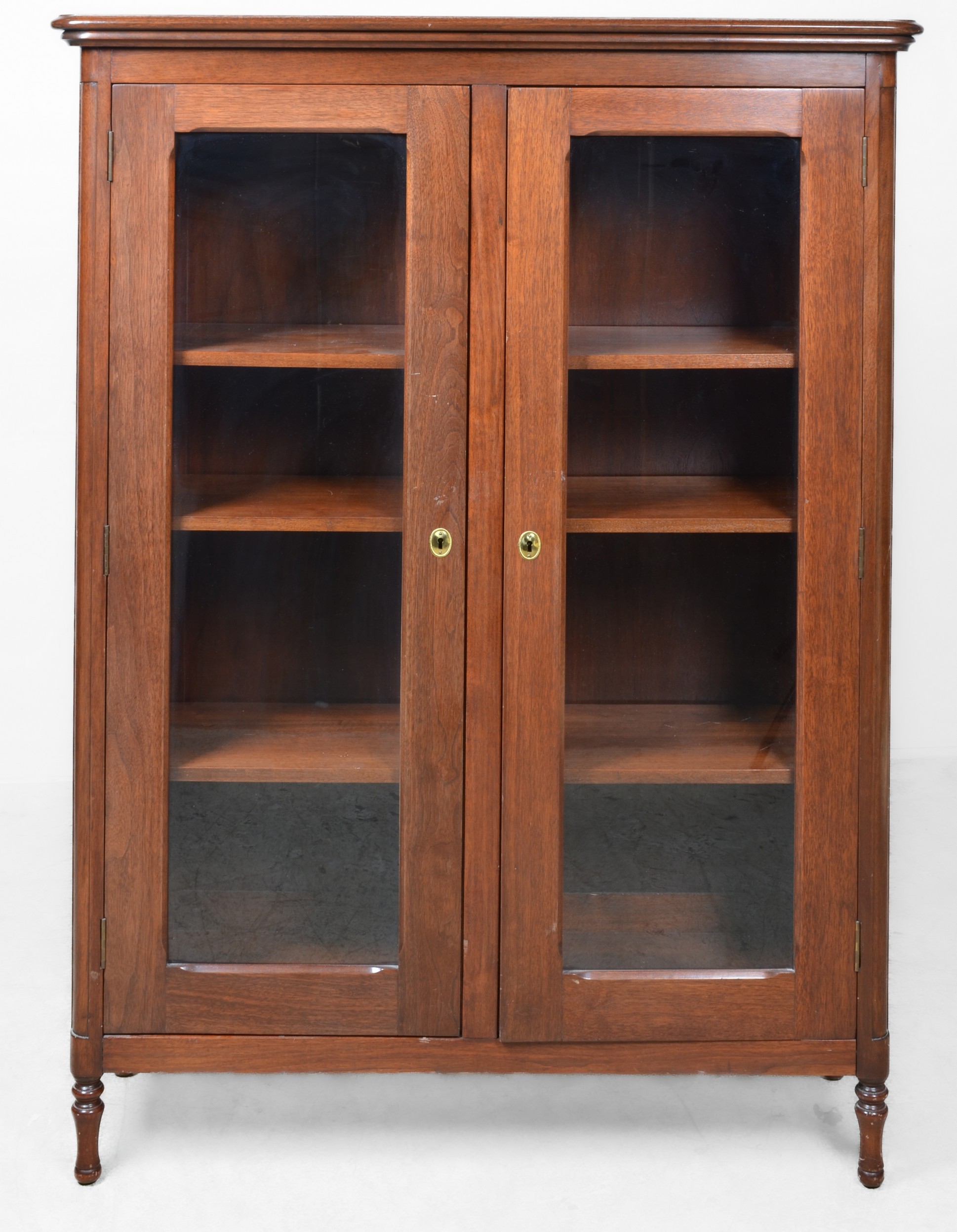 Mahogany 2-door bookcase, two glass