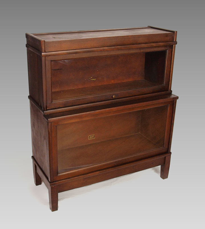 MAHOGANY 2 STACK BARRISTER