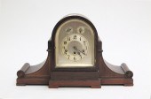 MAHOGANY CASED MANTLE CLOCK Ju