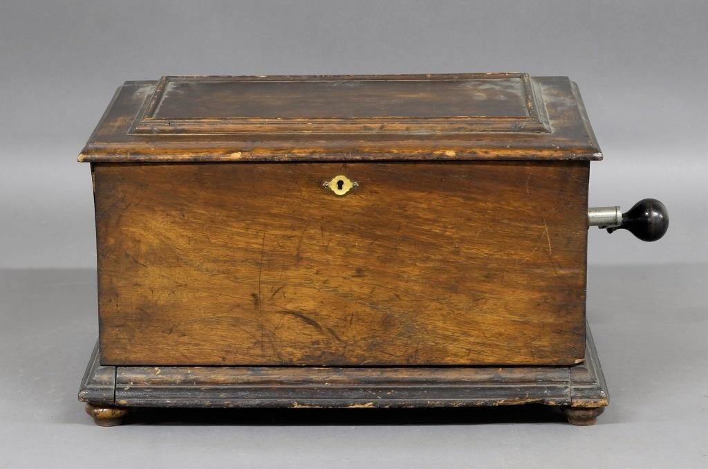 Mahogany cased Swiss music box by