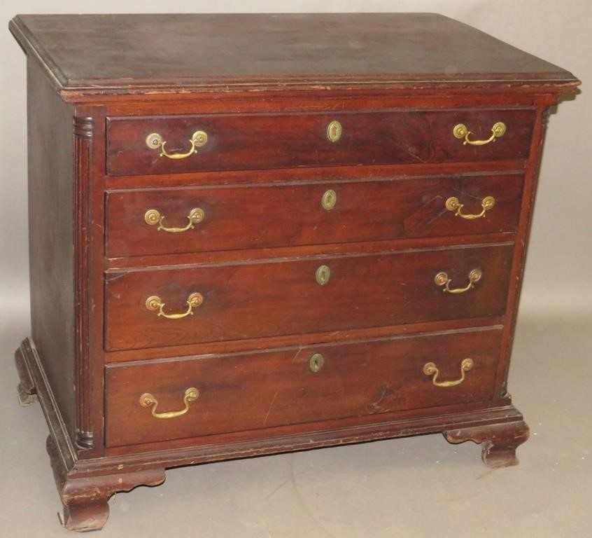 MAHOGANY CHEST OF DRAWERSca.