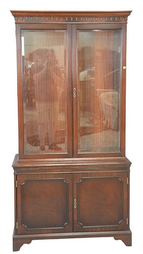 MAHOGANY CHINA CABINET, HAVING