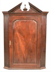MAHOGANY CORNER CABINETMahogan