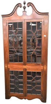 MAHOGANY CORNER CABINETMahogan