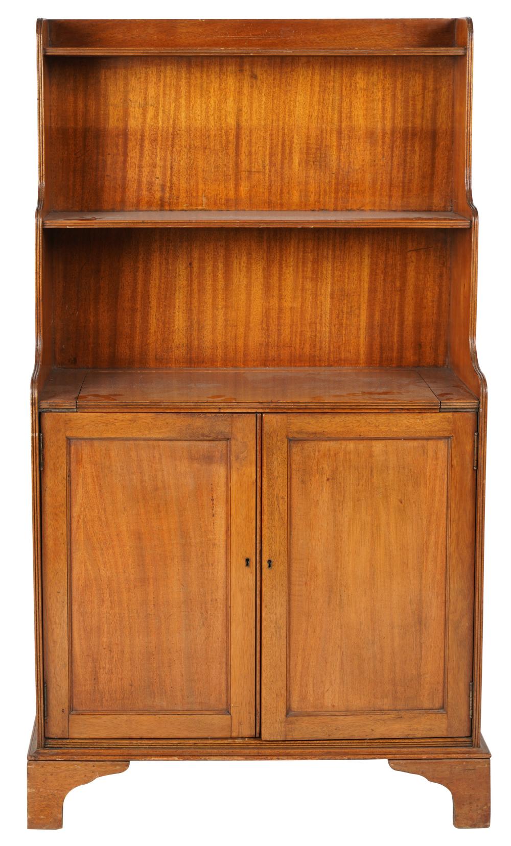 MAHOGANY CUPBOARDlate 19th /