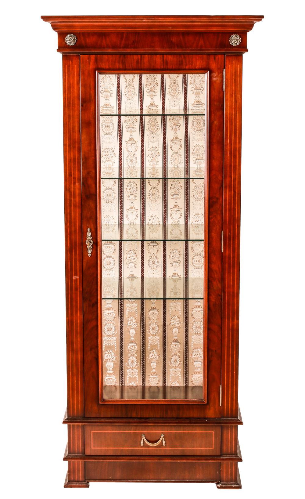 MAHOGANY DISPLAY