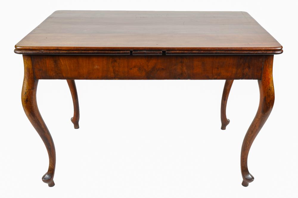 MAHOGANY DRAW LEAF TABLEon cabriole
