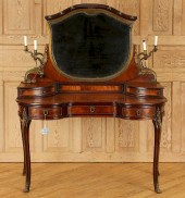 MAHOGANY DRESSING TABLE MANNER