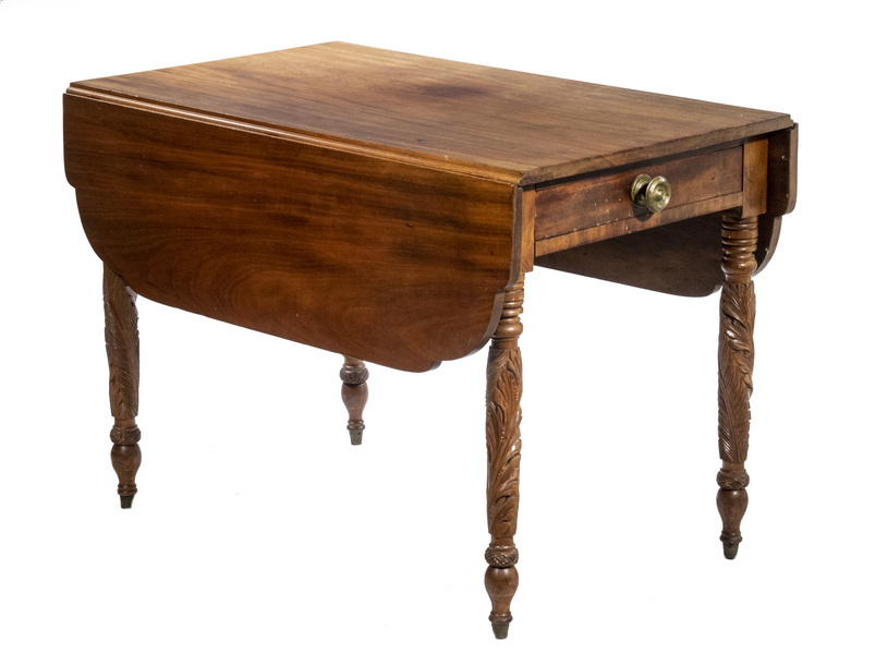 MAHOGANY DROP LEAF TABLE Early 19th