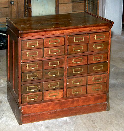 MAHOGANY FILING CABINETCa. 1900-