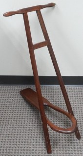 MAHOGANY FOLDING BOOT JACK 33