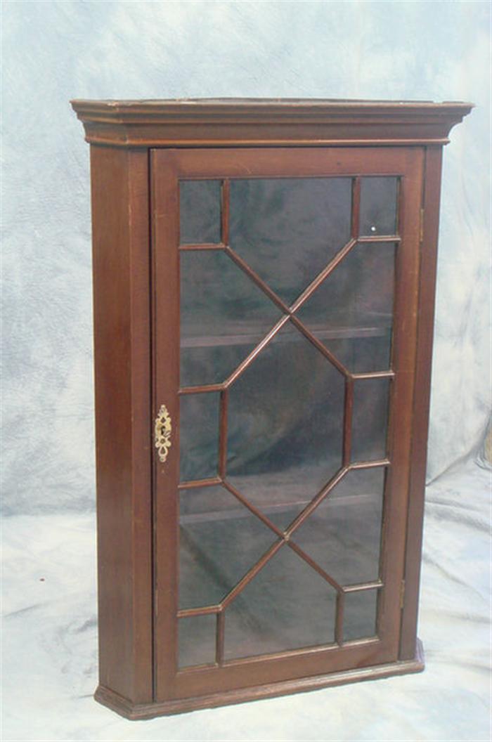 Mahogany Georgian hanging corner