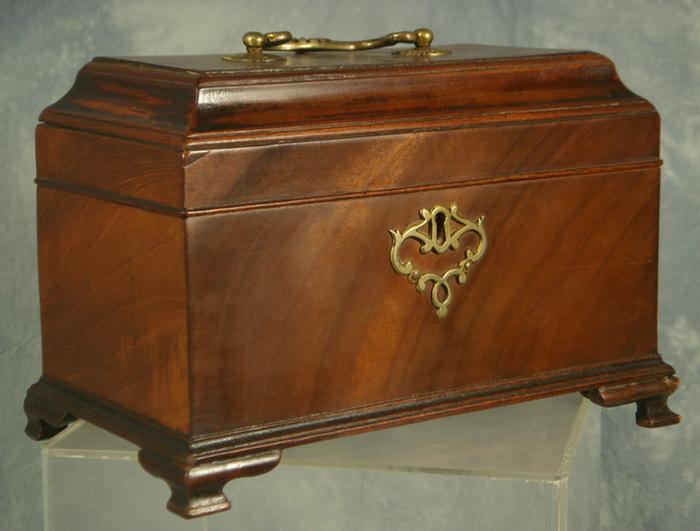 Mahogany Georgian tea caddy with