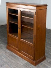 MAHOGANY GLASS FONT BOOKCASETh