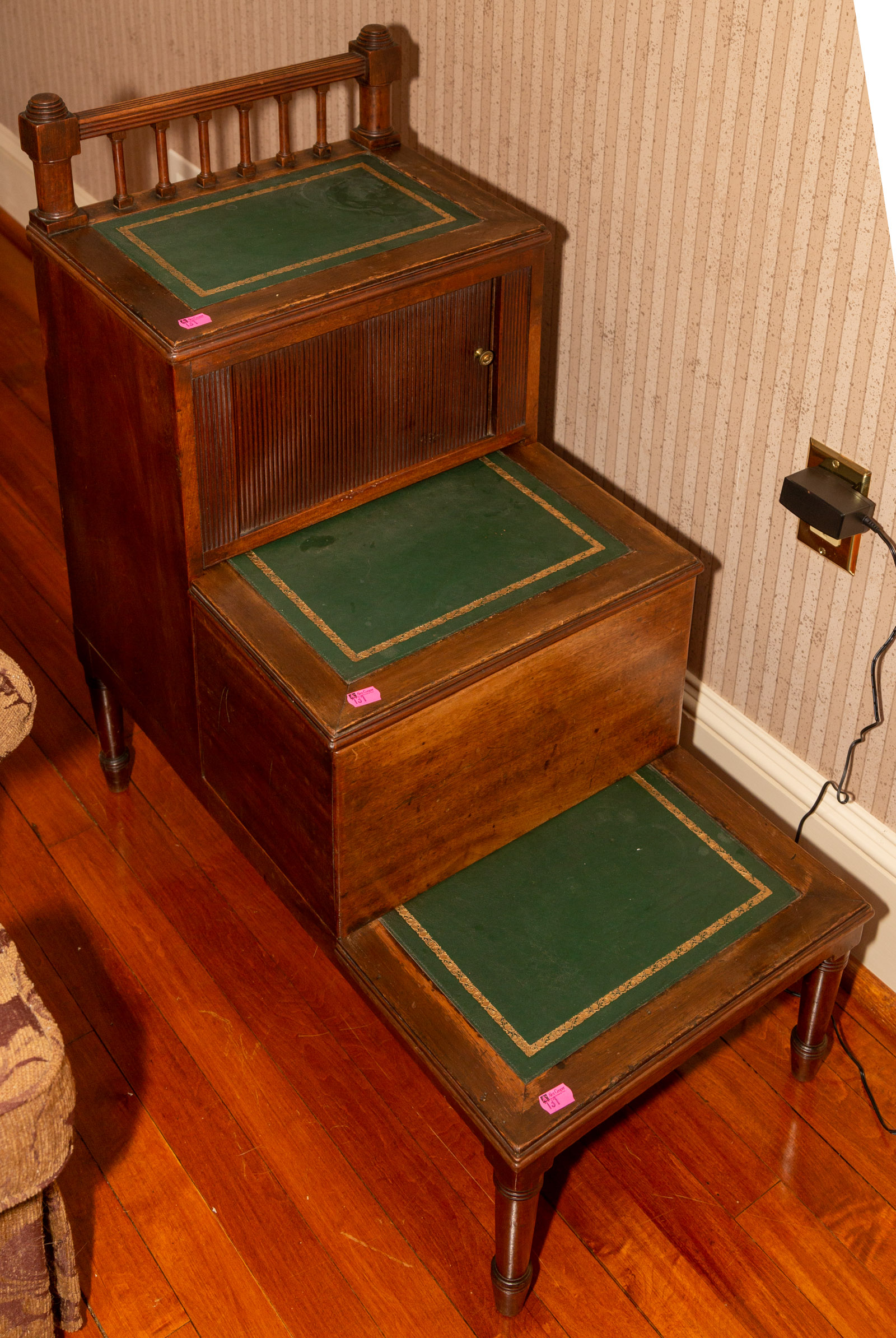 MAHOGANY LEATHER TOP END TABLE 20th