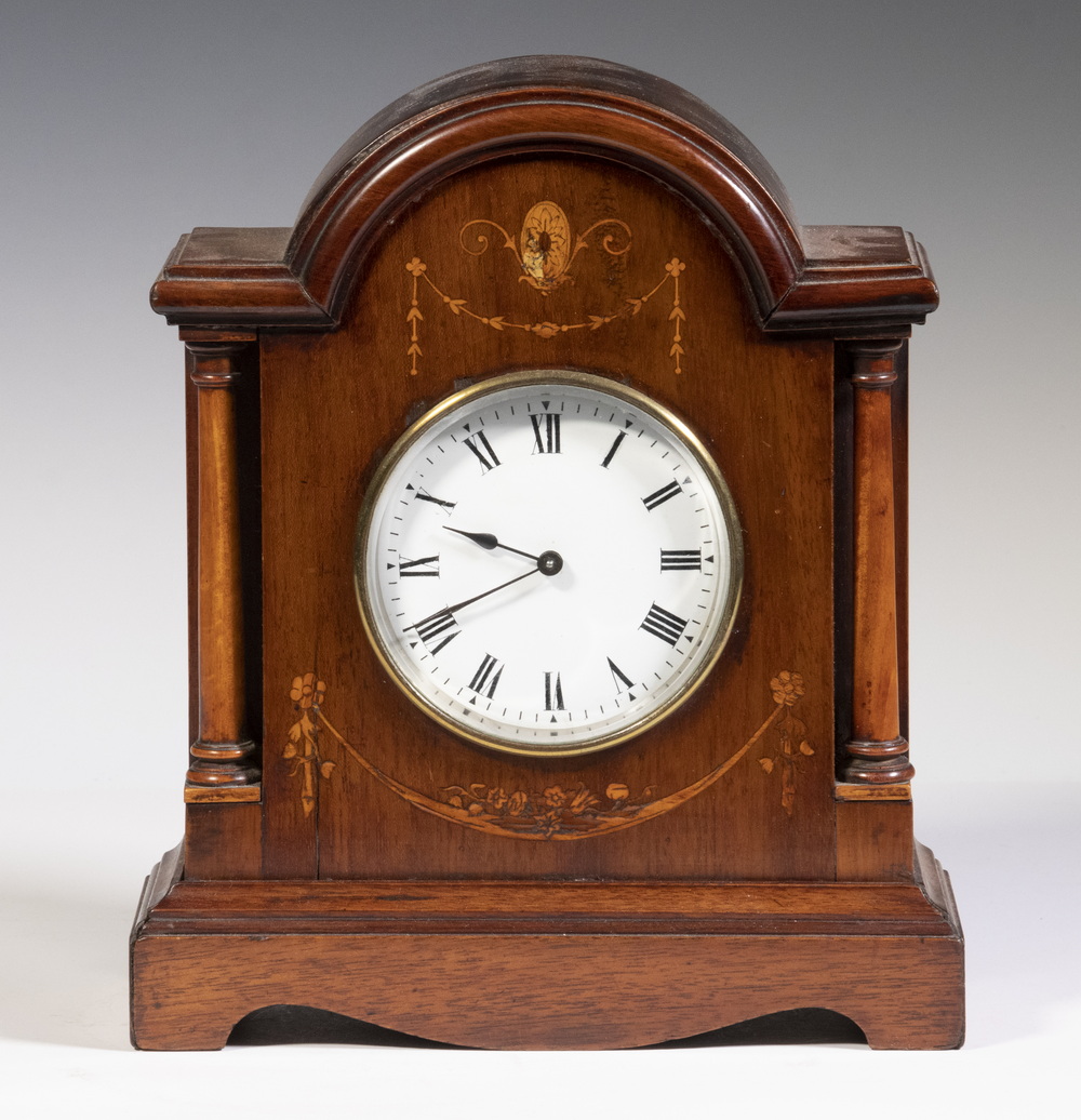 MAHOGANY MANTEL CLOCK Ca. 1920