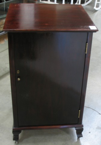 MAHOGANY MUSIC CABINET American