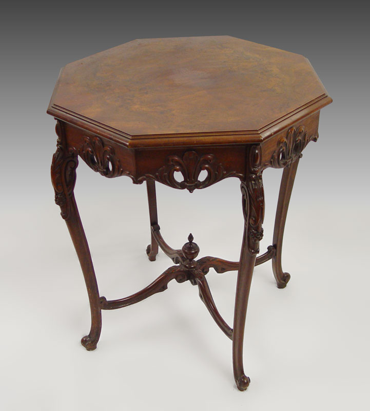 MAHOGANY OCTAGONAL SIDE TABLE: Open