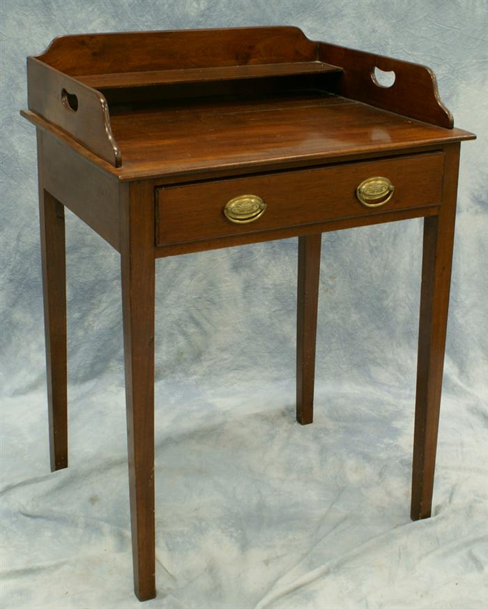 Mahogany one-drawer washstand,