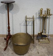 MAHOGANY PLANT STAND, BRASS UM