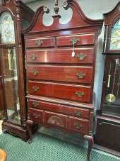 MAHOGANY QUEEN ANNE STYLE HIGH