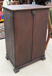 MAHOGANY RECORD STORAGE CABINE